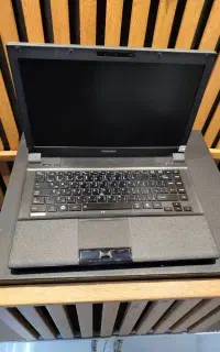 لپ تاپ اقتصادی دانش آموزی