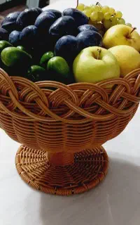 سبد میوه پایه دار