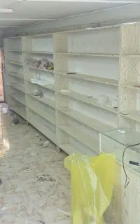 ویترین و جای شکلات و آجیل