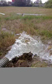 چاهکن چاهکنی حفرحفاری چاه آب نیمه عمیق چاه کن حفار