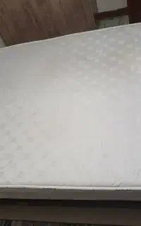تشک دونفره سالم وتمیز