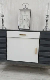 کنسول چوبی