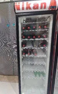 فریزر تک درب