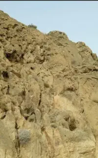 معدن سنگ گرانیتی و زمرد