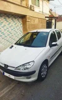 پژو 206 مدل1389 تمیز
