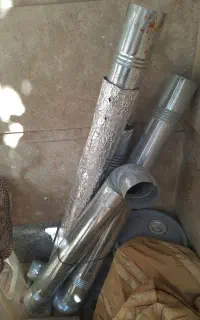 لوله بخاری و زانو...