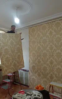 نصاب کاغذ دیواری
