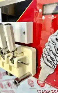 دستگاه بستنی