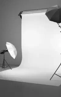 به چند نفر مدلینگ خانم نیازمندیم