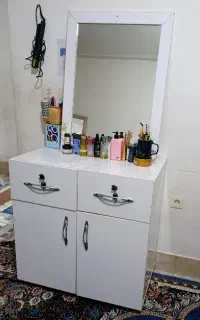 آینه و کنسول