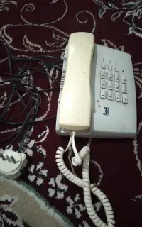 خط تلفن ثابت
