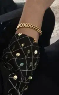 یک عدد دستبند