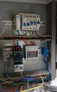 برقکار سیم کش