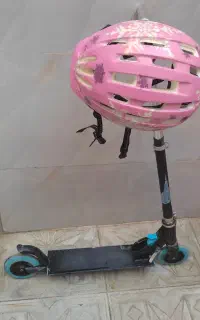 اسکوتر و کلاه ایمنی قابل وزن بالا ۵ میلیون