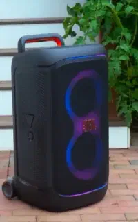 پارتی باکسJBL 520 *معاوضه همین برند تا ۶۰ میلیون