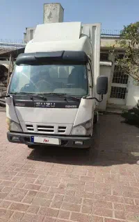 ایسوزو 5200 تک برگ بی رنگ