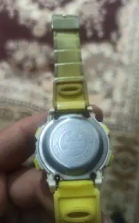 ساعت دیجیتالی سالم