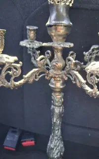 شمعدان قدیمی مربوط به ۳۰ سال قبل