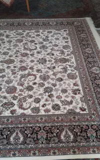 ۲ عدد فرش ۹ متری دونه ای ۴۵ ملیون تومان