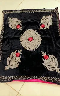 رومیزی مخمل سوزن دوزی قدیمی