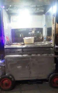چرخ فلافل با وسایل فلافلی کامل
