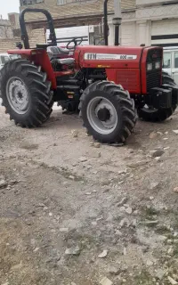 تراکتور۸۰۰