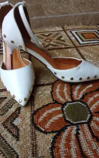 یک جفت کفش مجلسی