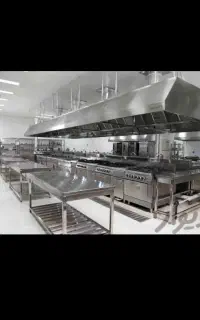 منشی و کمک آشپز فرنگی