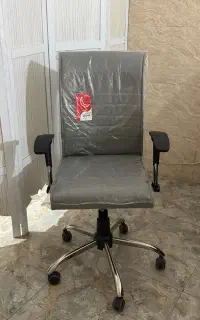 صندلی اداری نو