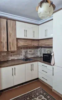 کابینت هایگلاس اصل