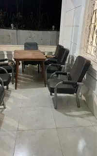 ۷عدد صندلی چرم اداری