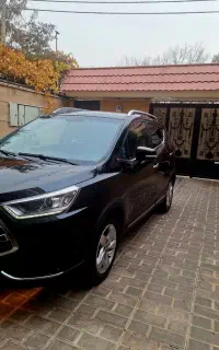 جک اس ۳ مدل ۱۴۰۰