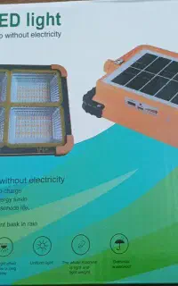 چراغ خورشیدی