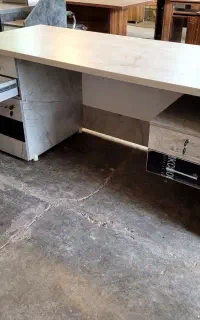 تولید مستقیم میز اداری و مهندسی و پیشخوان با کیفیت