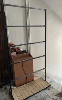 استند یا رگال لباس و ...