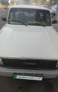 مزدا 2000 تک کابین