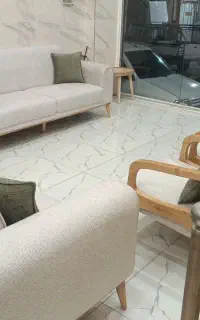 استخدام فروشنده خانم