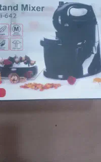 همزن برقی ۲۴ماه ضمانت داخل کارتن نو