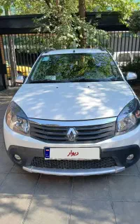 خودرو ساندرو استپ وی