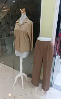 شلف و مانکن و پاف و ویترین و میز و رگال