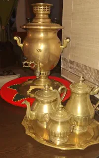 سماور قدیمی با ست کامل