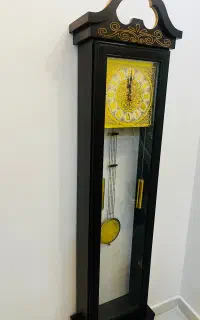 ساعت ایستاده چوبی