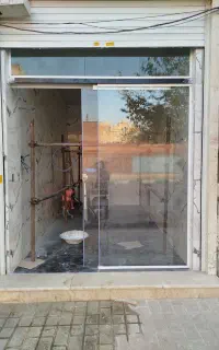 نصب شیشه سکوریت فقد متری 400