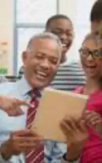 کارشناس آموزش زبان انگلیسی