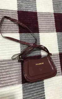 کیف زرشکی