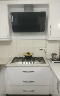 ۸۵ متری