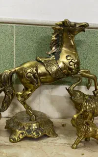 مجسمه برنز