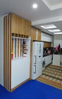 کمد دیواری، کافی بار،  دکور