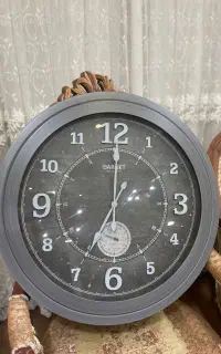 ساعت دیواری