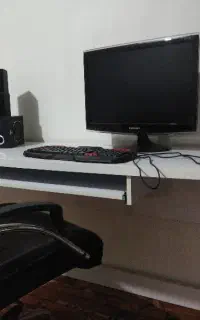 میزکامپیوتر صندلی مهندسی